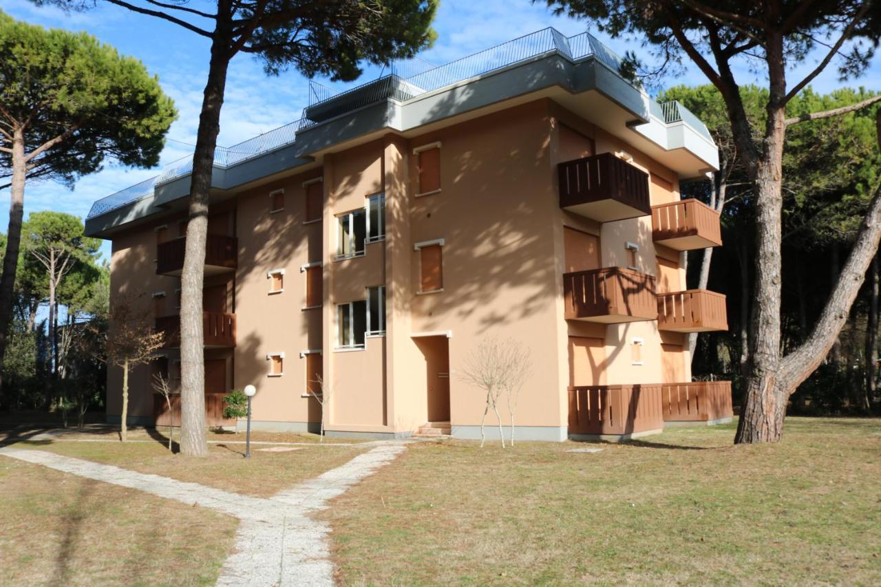 Condominio Clizia Bibione Exterior photo